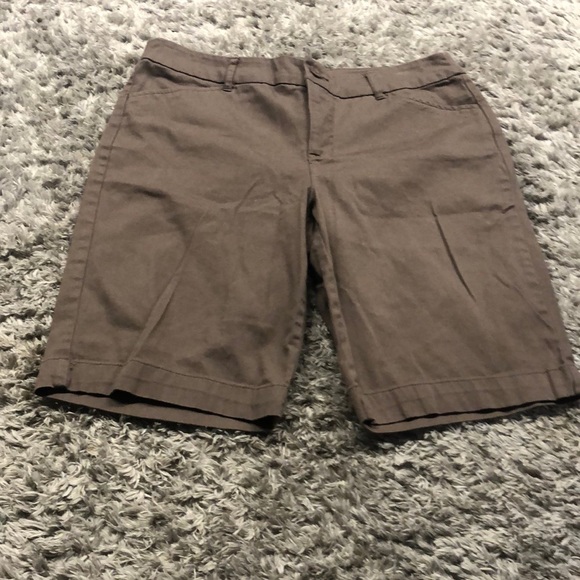St. John's Bay Womens Modest Bermuda Shorts Dark Brown Size 12 - Picture 1 of 5